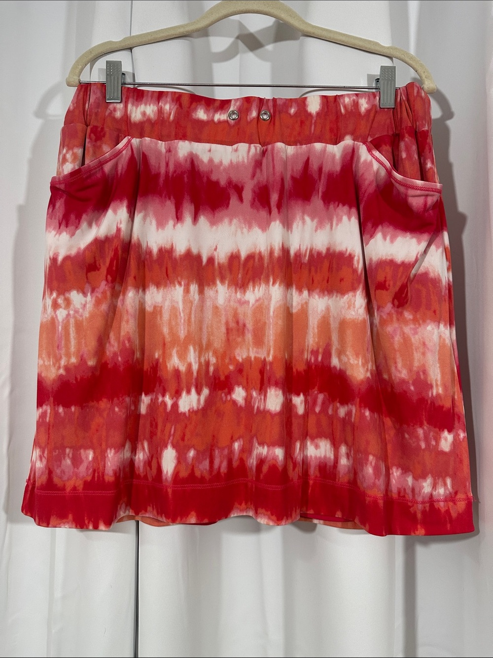 Chico's Weekends Tie Dye Skort Size 3 XL Pink Coral Pull On Stretch Skirt Shorts
